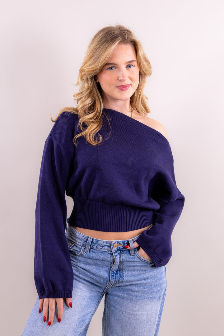 Lois one shoulder knit